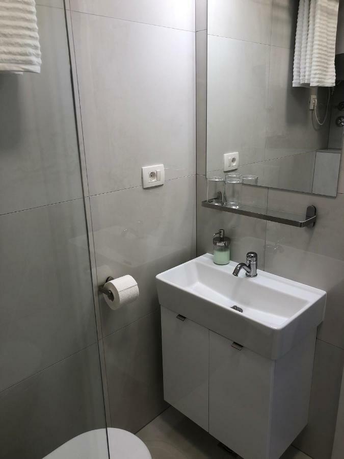 Room Marina Сплит Екстериор снимка